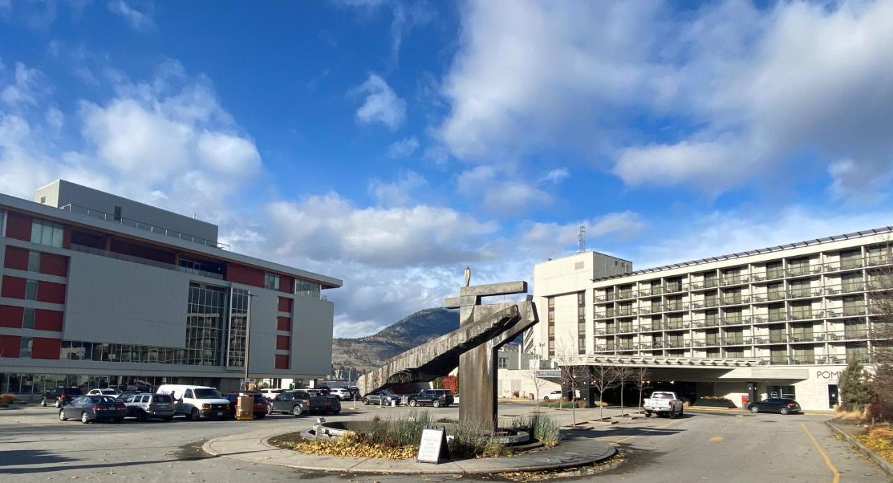 Penticton Lakeside Resort מראה חיצוני תמונה