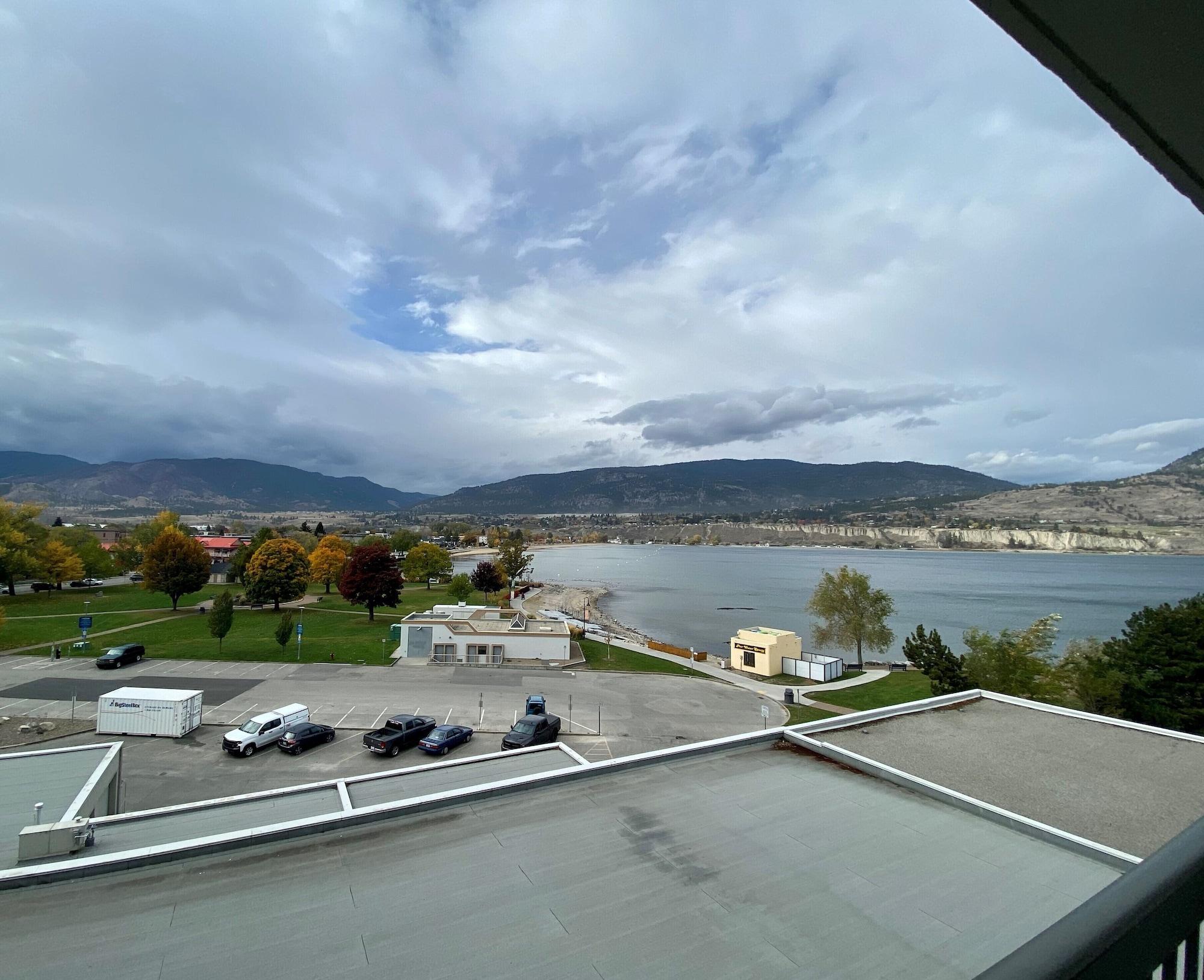 Penticton Lakeside Resort מראה חיצוני תמונה
